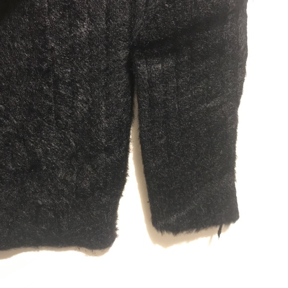 Turtle Neck Lightweight Sweater Top, Show Buttons - Picture 4 of 10